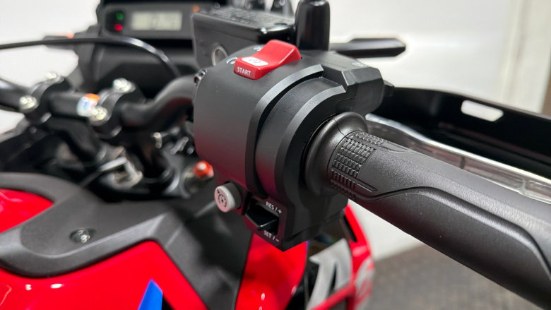 (24MY) Honda Africa Twin CRF1100L Adventure Sport (Big Tank) Electric Suspension DCT